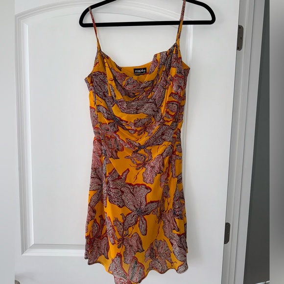 Minidress - Picture 1 of 4